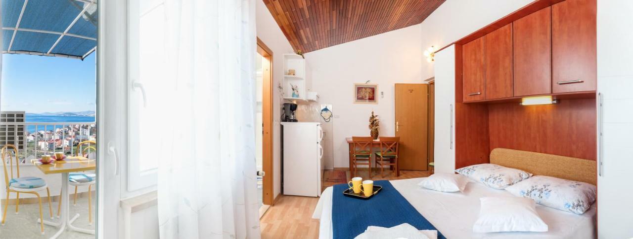 Apartments Juric Podstrana Buitenkant foto